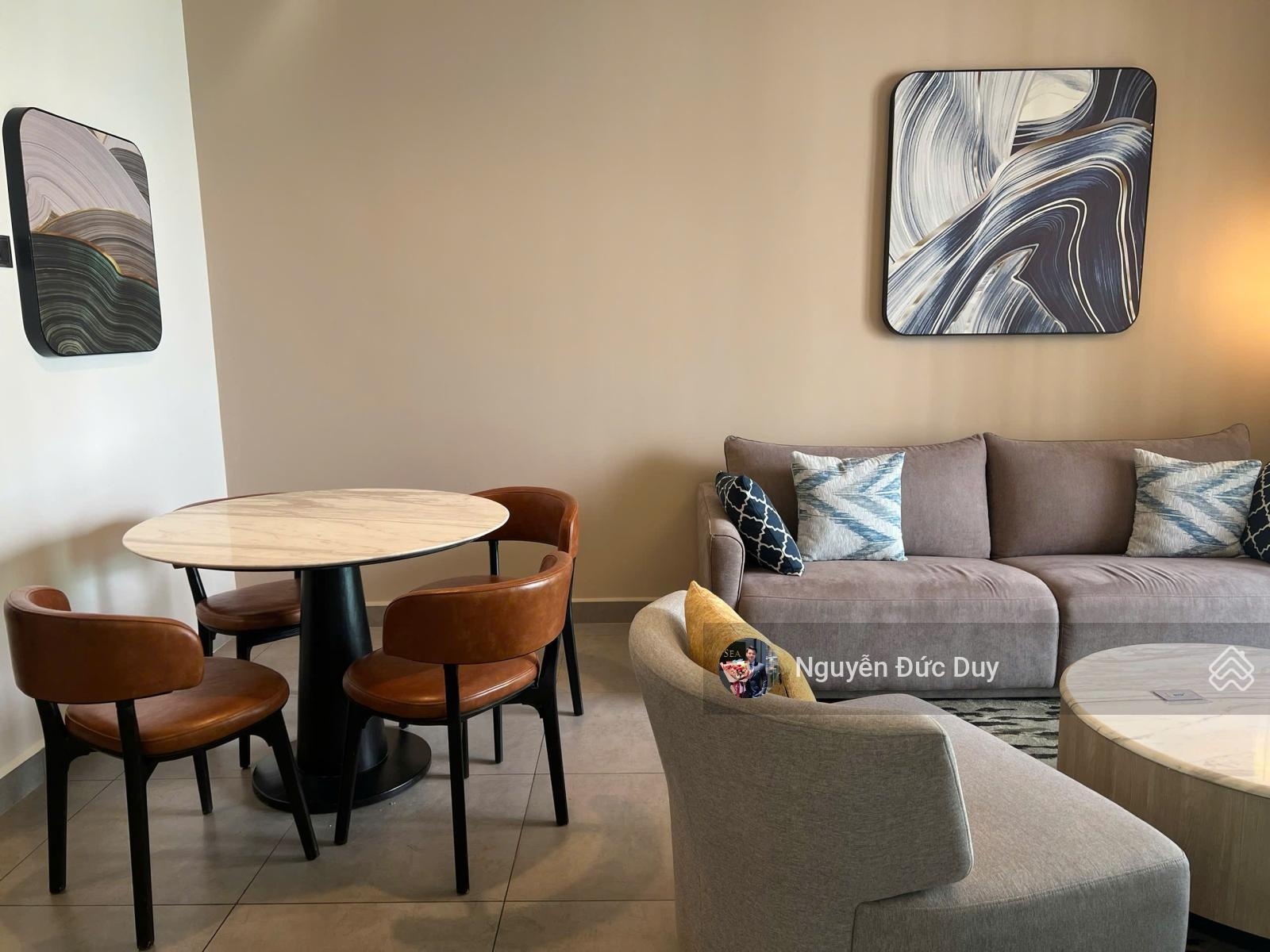 Cho thuê căn 2PN 83m2 full nội thất khách sạn Somerset nhà mới view nội khu cực đẹp