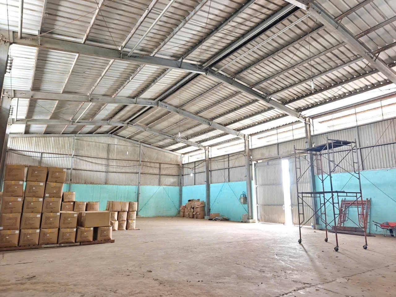 Nhà xưởng đang hoạt động đường TL865 xe cont 2ha2 full SKC giá 110 tỷ