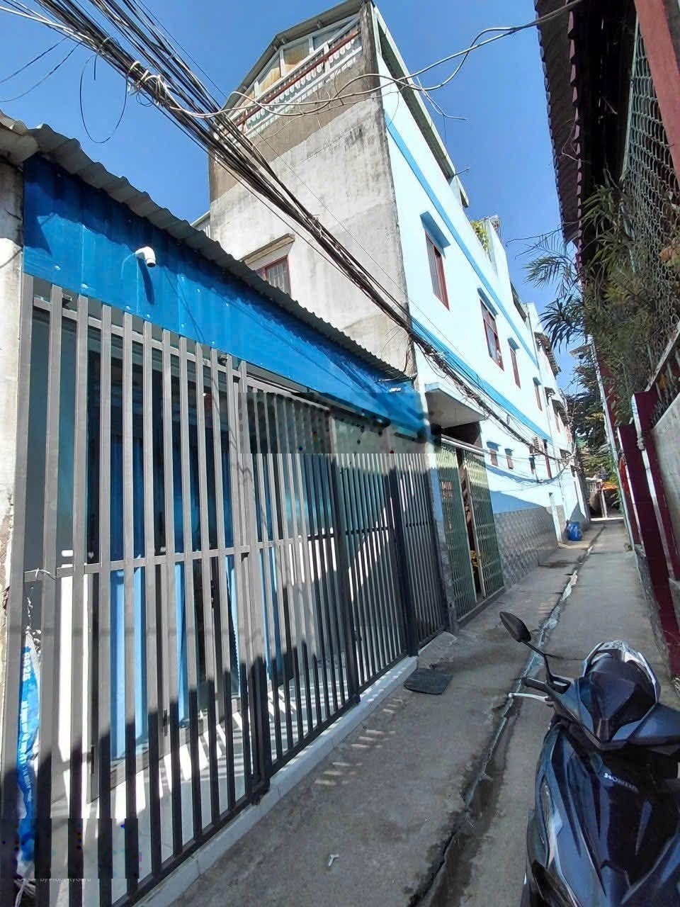 Bán rẻ nhà Đông Hòa Dĩ An gần Thủ Đức