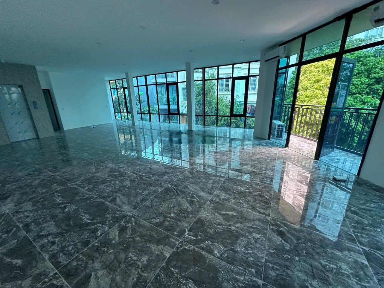 Phú Minh Group cho thuê văn phòng 100m2 lô góc số 16 ngõ 7 Lê Đức Thọ