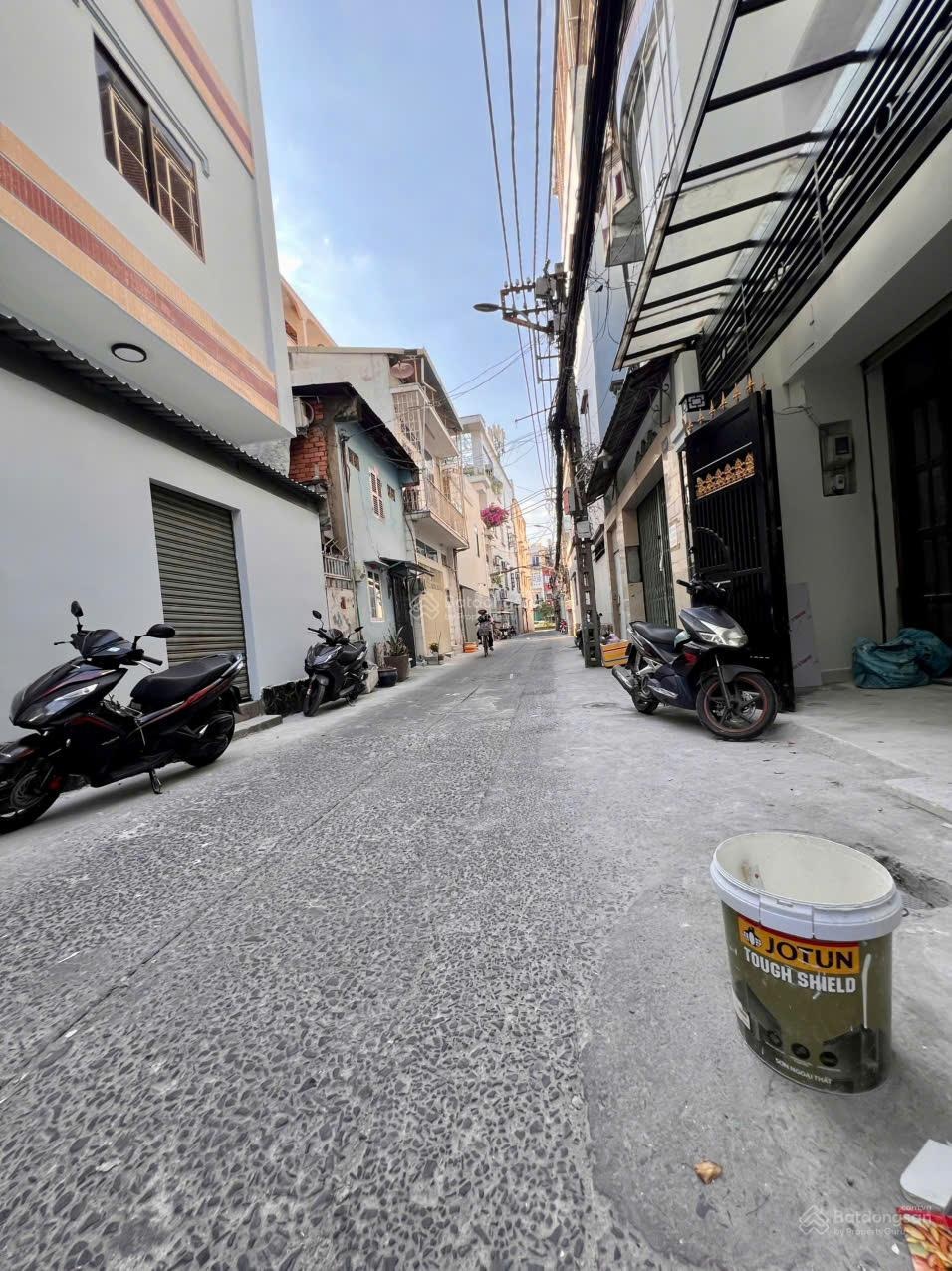 Nhà bán hẻm 7m Lạc Long Quân - gần ngã 4: Âu Cơ - Lạc Long Quân