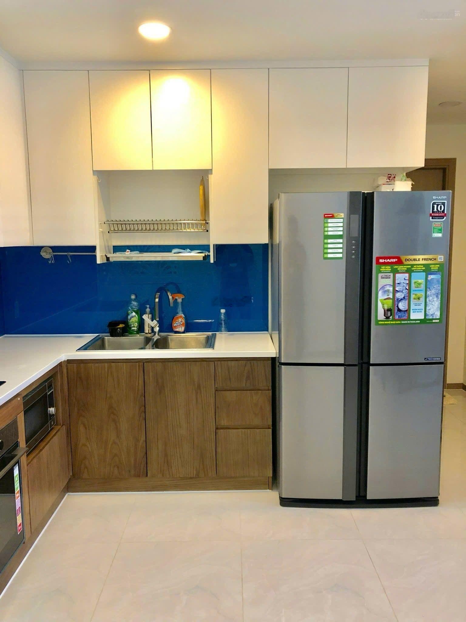 Bán gấp căn hộ Riva Park, Nguyễn Tất Thành, Quận 4, 5,5 tỷ, 82m2 full NT đẹp, nhiều tiện ích