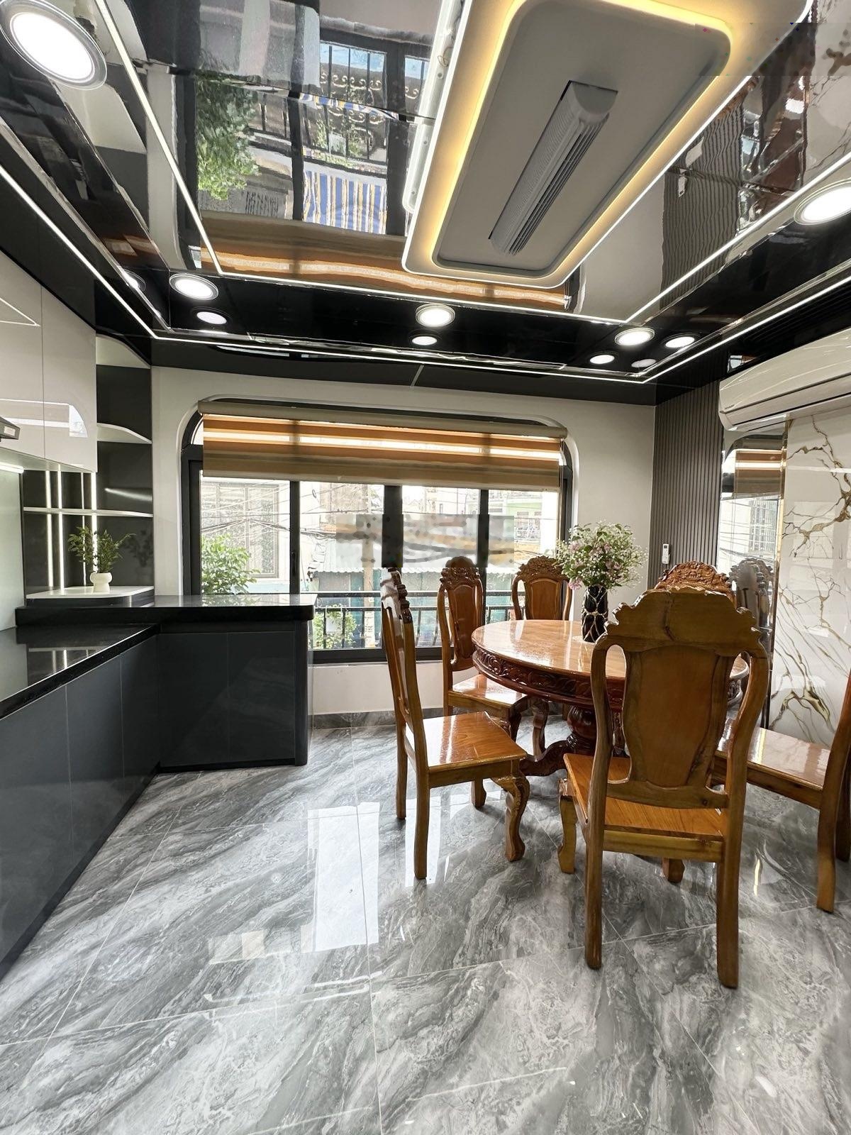 Siêu phẩm 5 tầng thang máy hẻm 6m có vỉa hè sát mt Nguyễn Tư Giản gần Emart 2 chỉ 8,98 tỷ