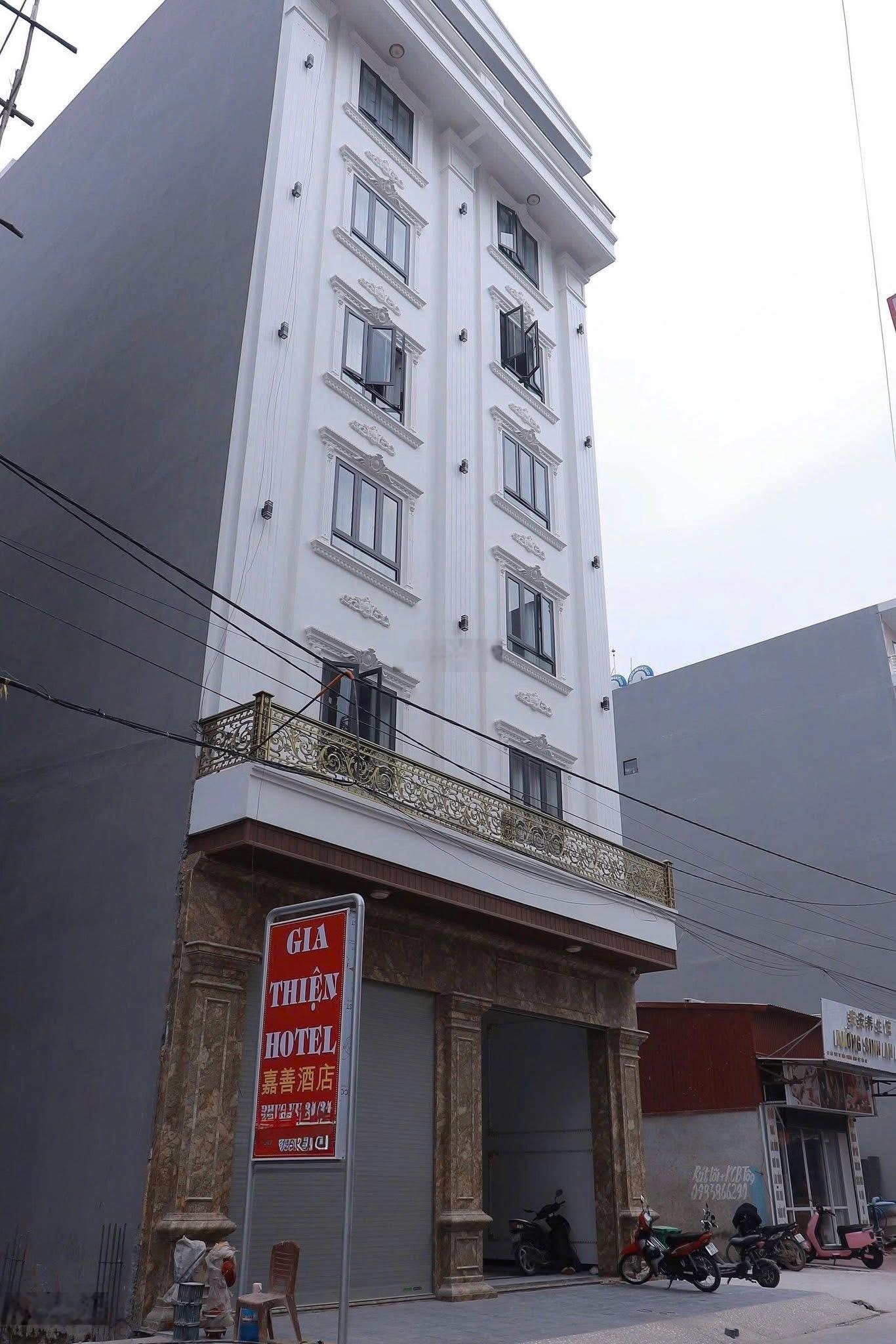 Chính chủ bán khách sạn ở phố Hongkong khu dân cư Phúc Long My Điền Bắc Giang. 0983088192