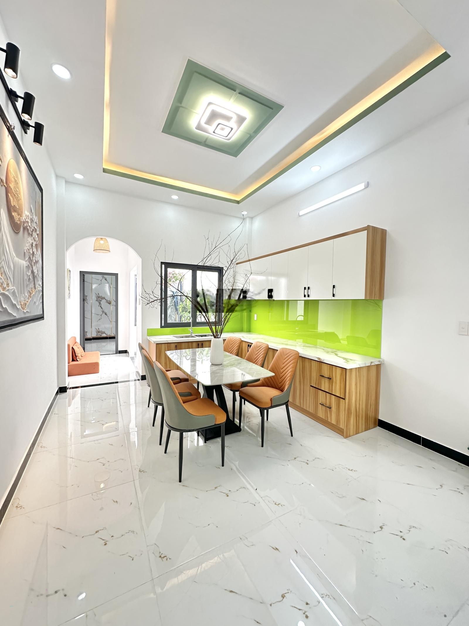 Bán nhà khu lê văn quới, 80m2 ( 4x20 ), hẻm xe tải 6m thông, gần ngã tư 4 xã, có sân vườn