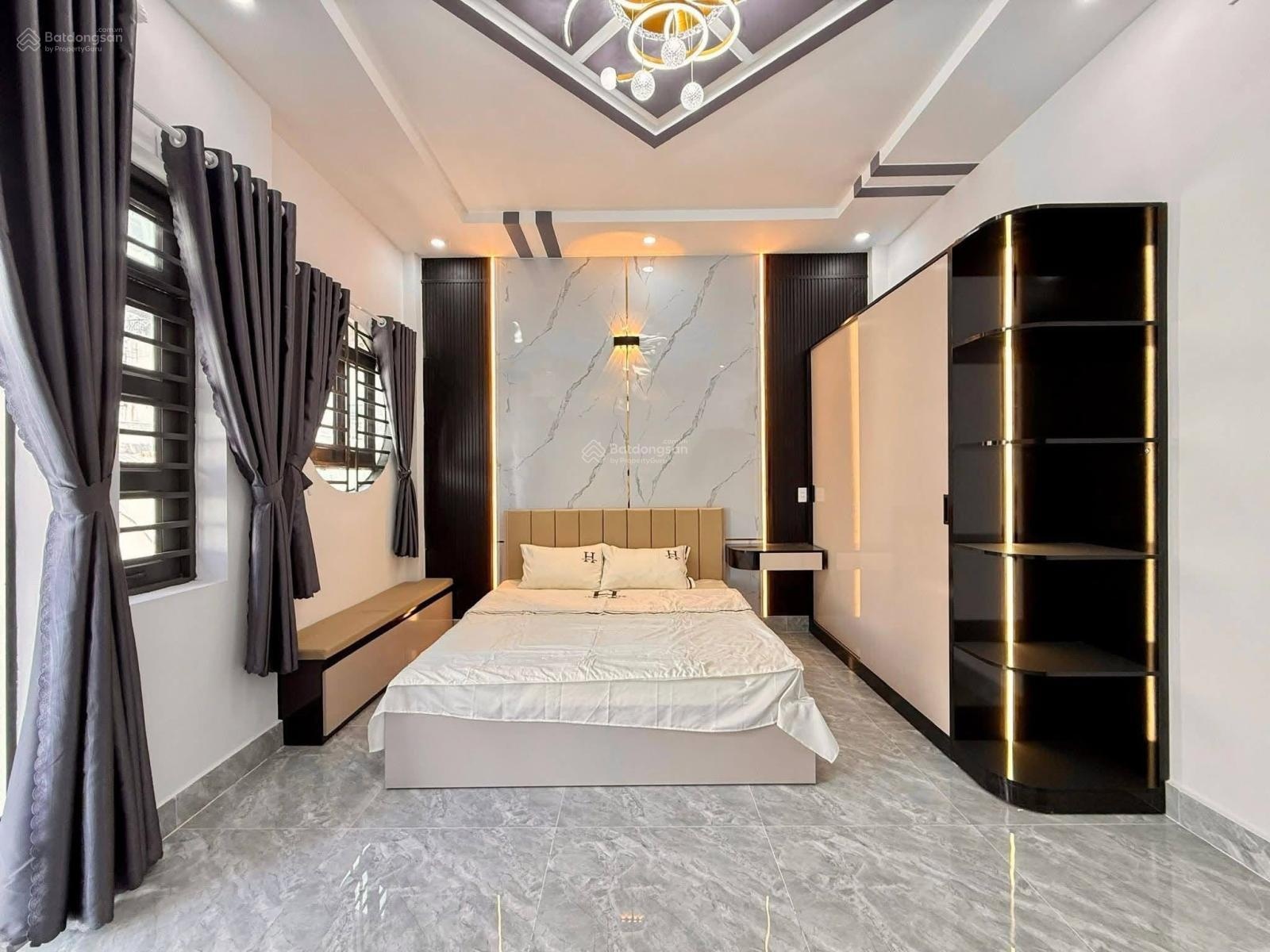 Siêu phẩm 1/ Truong thi hoa đối diện ủy ban phương Tân thới hiệp