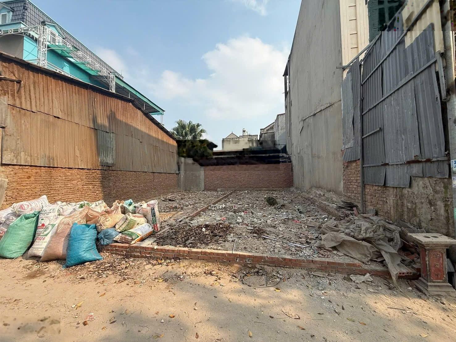 SIÊU PHẨM F0 GIÁ MỀM - SIÊU ĐẸP - ĐẦU TƯ SIÊU LỜI Địa chỉ : Khu phố Mai Động - Từ Sơn - B