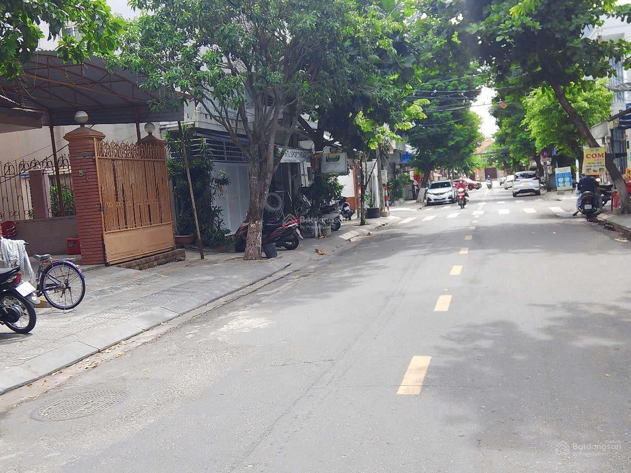 Bán nhà chinh chu đặng vu huy,sát biển mỹ khuê