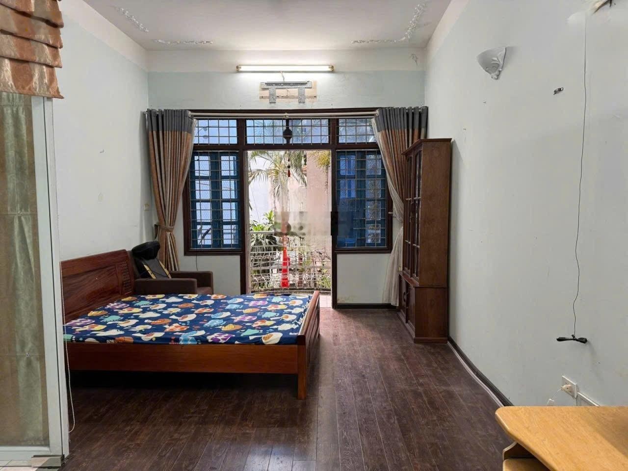 Bán Nhà Riêng Cầu Giấy, 8,5 tỷ, 36 m2, giá ưu đãi Hot!