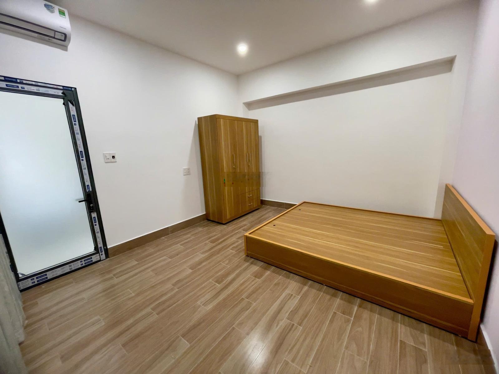 Chính chủ bán nhà 3 tầng 3 mê đúc kiệt 4m hải châu chỉ việc xách vali vào ở