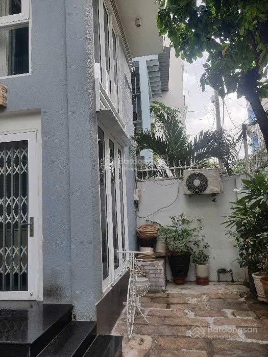 Giảm 2 tỷ bán gấp đi Mỹ biệt thự thống nhất gò vấp 5 lầu 16x10 160m2 nhỉnh 19 tỷ full nội thất xịn