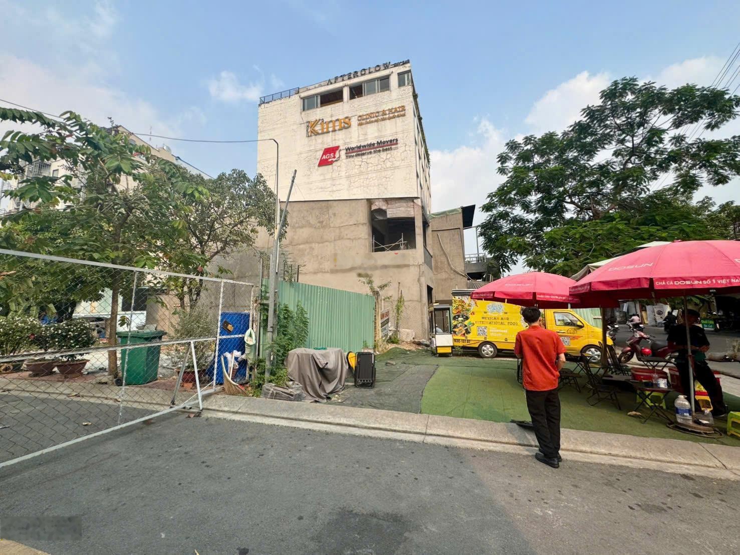 Cho thuê mặt bằng Xuân Thủy, Quận 2, 4,5x26m, giá 169tr, trệt + 1 lầu - kinh doanh đa ngành