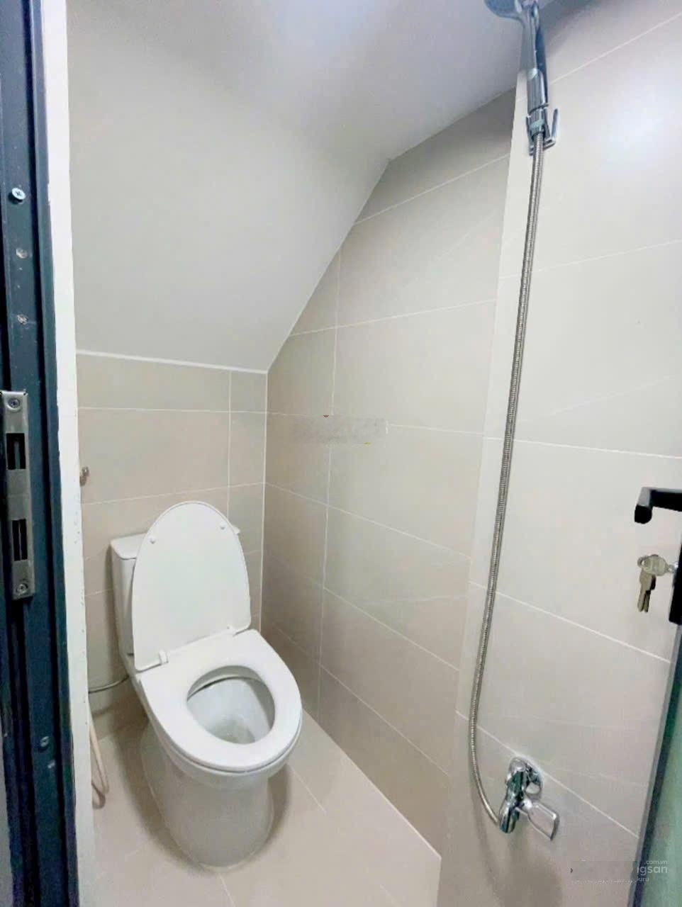 Bán nhà moi q4 - kdc hh - phường khánh hội tphcm - 5 tầng