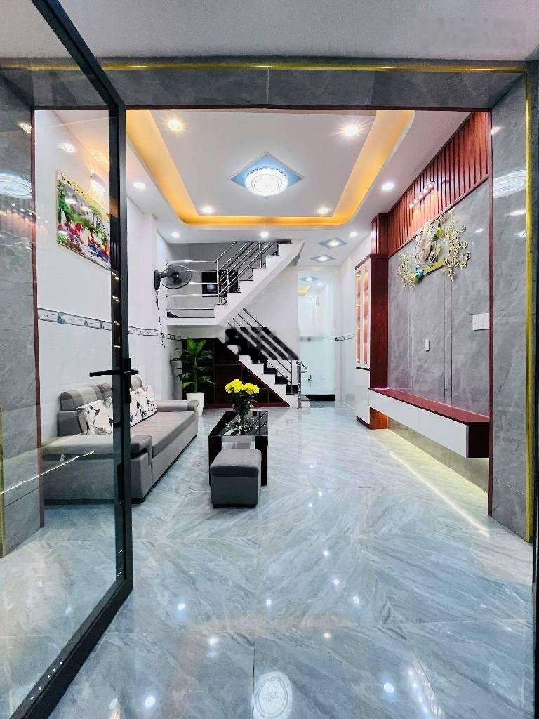 Ttq8 - nhà đẹp phạm thế hiển phường bình đông (p.5 cũ) quận 8 cách mặt tiền 50m 3 tầng