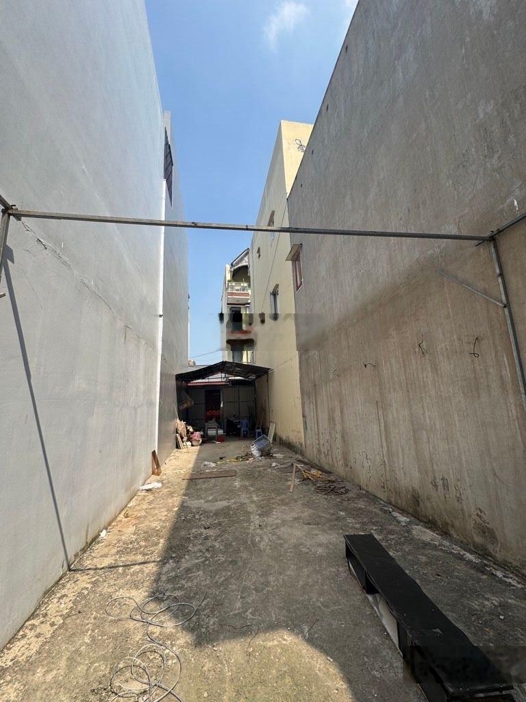 Bán đất 4x18 hai mặt tiền trước sau khu lê văn quới đường sô 22