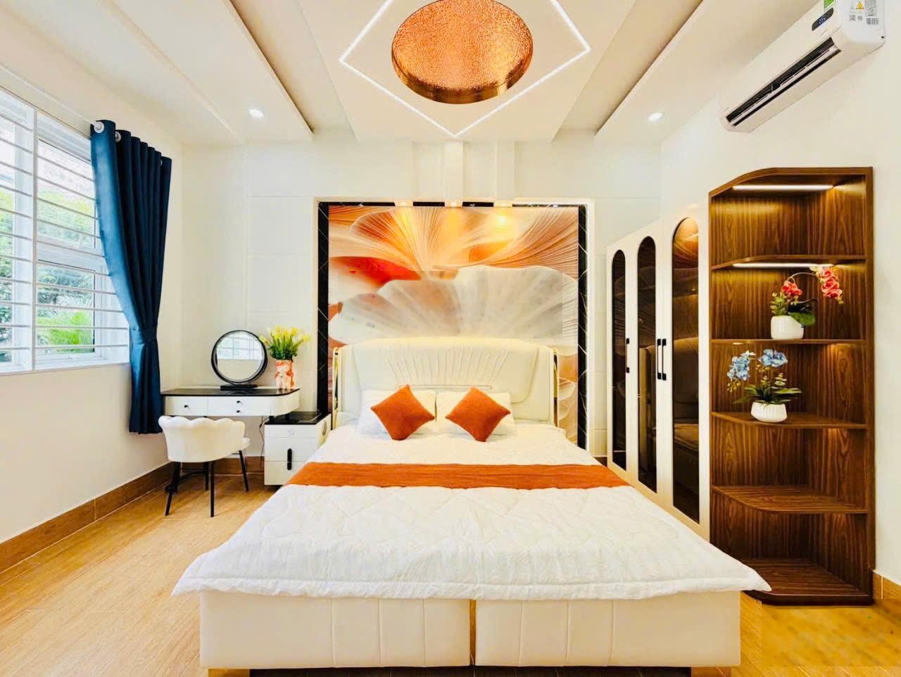 Bán nhà khu dân cư Lux Home Gardens đường An Dương Vương, Quận Bình Tân, DT: 4x14m, giá 6.75 tỷ