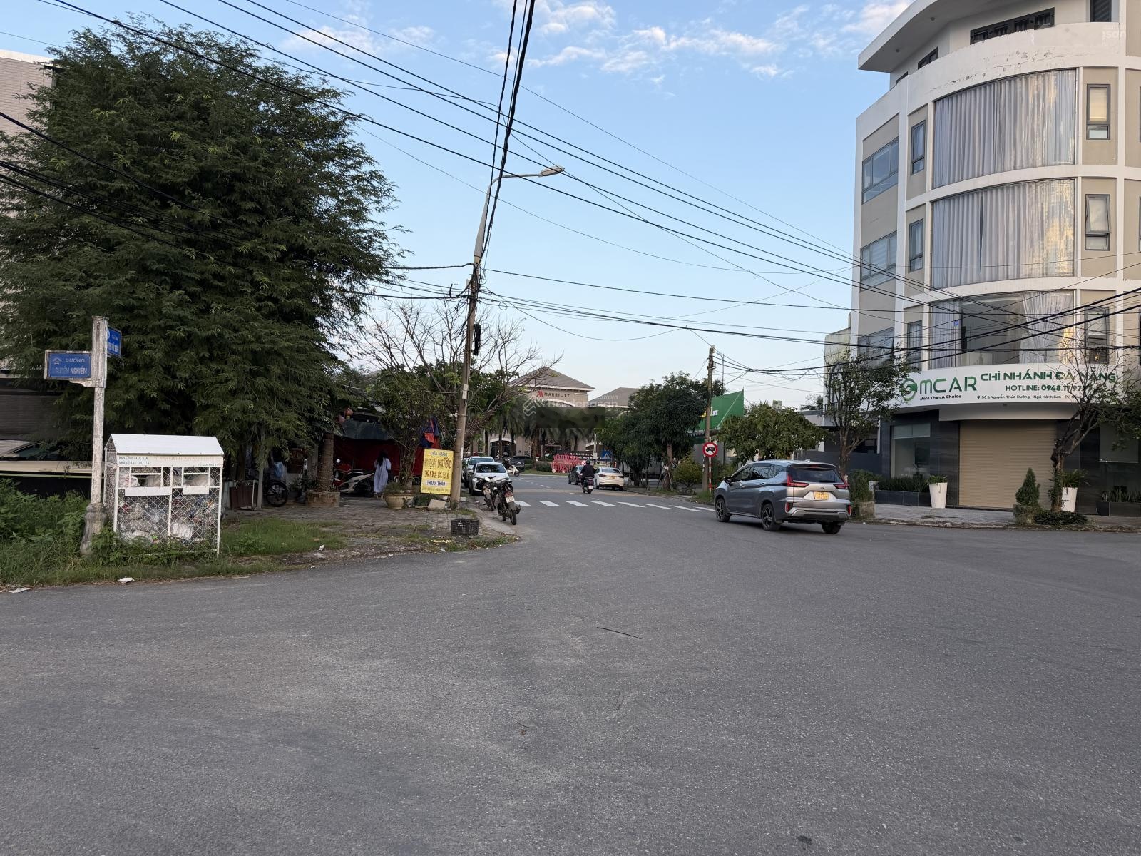 Bán cặp đất biển song song đường Võ Nguyên Giáp & Trường Sa - cách biển chỉ 200m - mặt tiền 10m