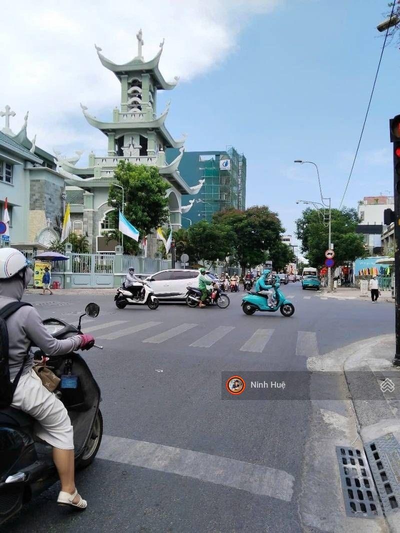 Lê Văn Sỹ mặt tiền đường sầm uất 51m2, giá 14,15 tỷ