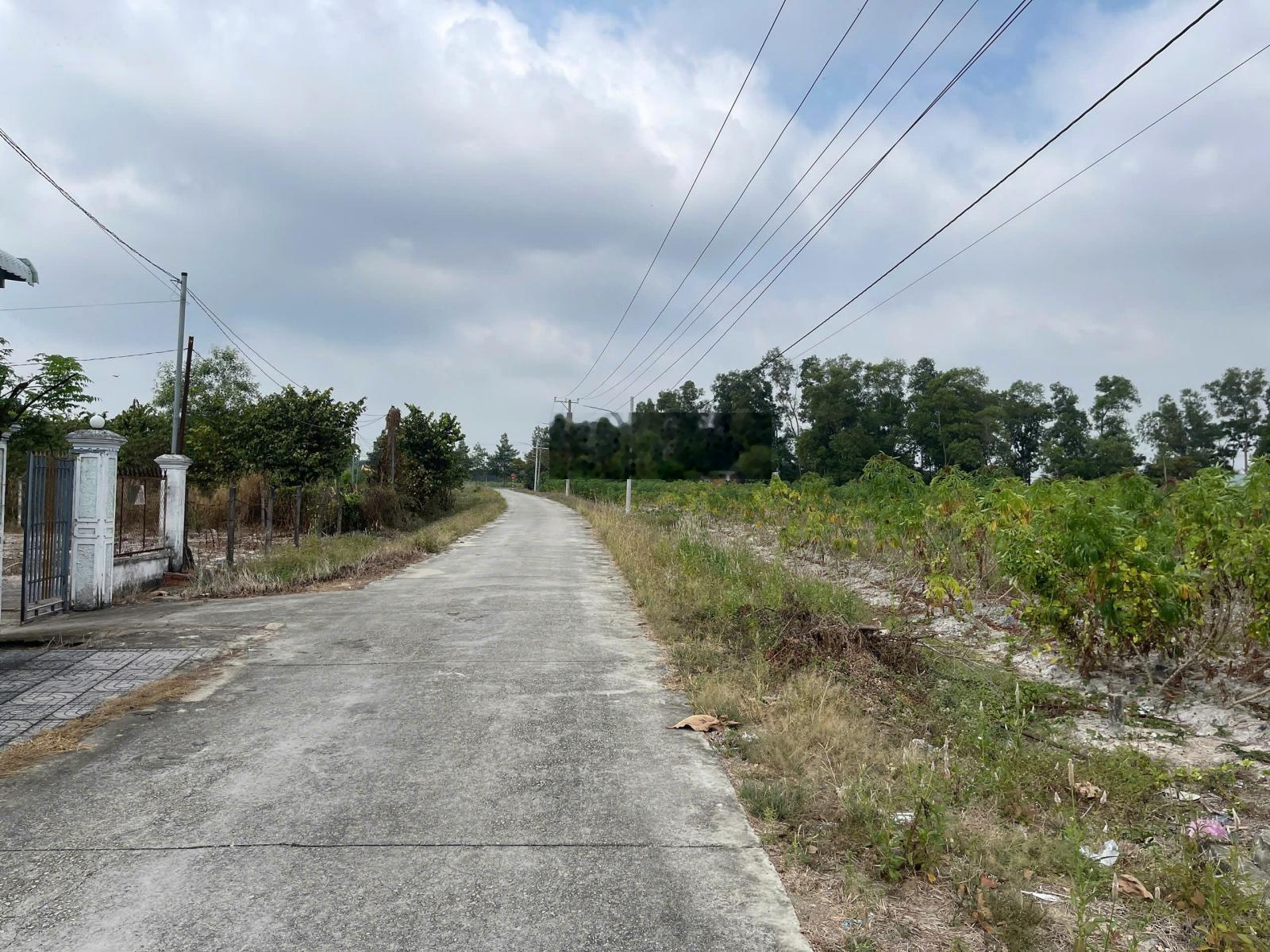 Đất Phú Mỹ 120m² - Full thổ cư - Đường bê tông - Giá 1,98 tỷ - LH 0902057768