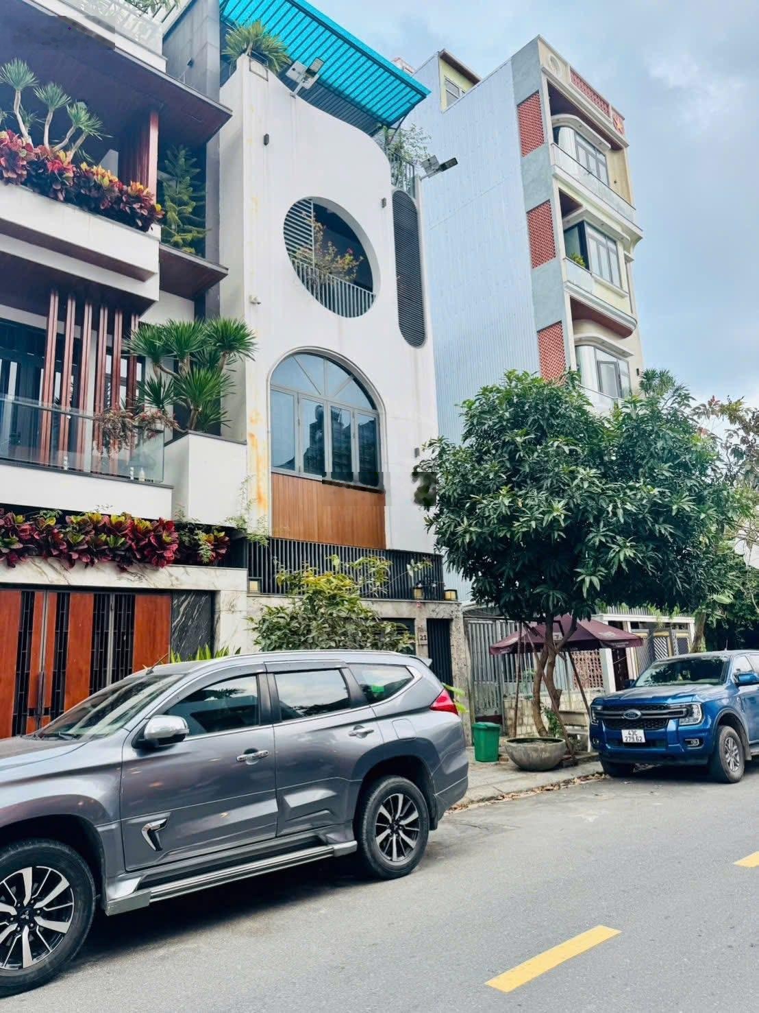 Mặt tiền khu E Kim Long giá tốt