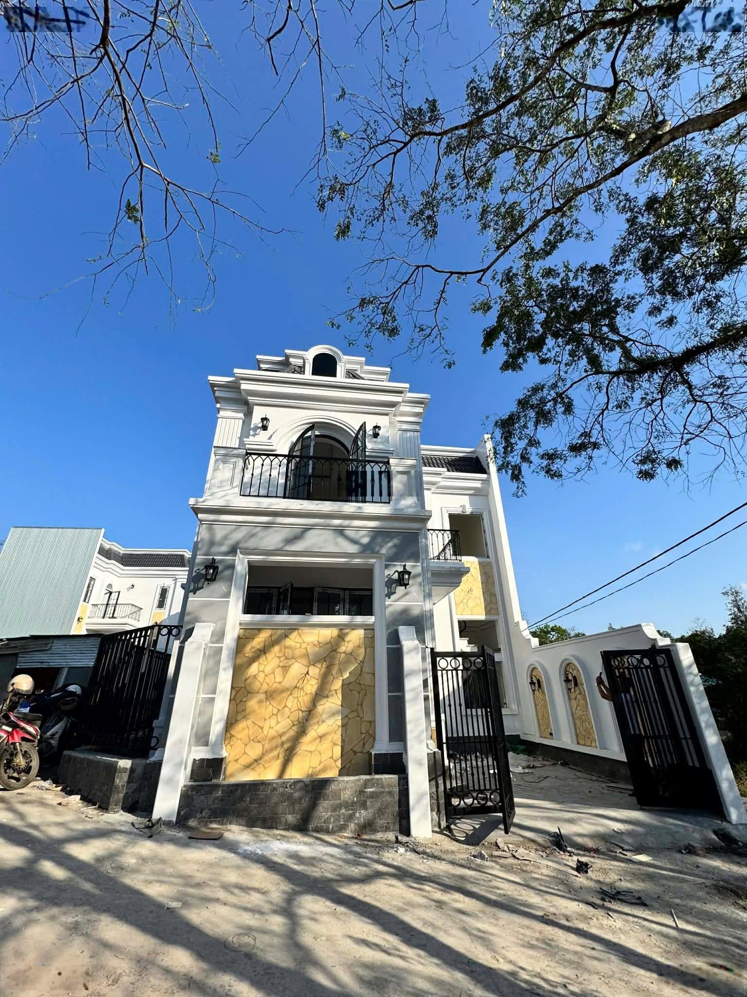 Siêu phẩm villa tân cổ điển phố biệt thự - thuỷ xuân