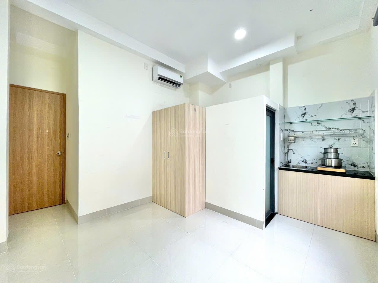 Phòng Mới 100% - NHẤT CHI MAI Đối Diện ETown Cộng Hòa Tân Bình