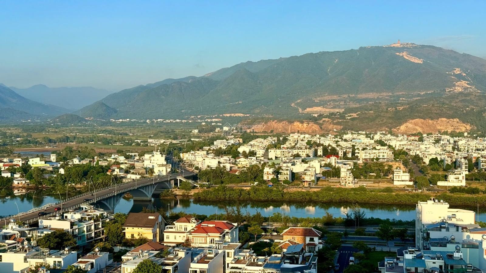 Căn hộ 47m2 ct4 phước hải chỉ 2,75 tỷ giá tốt đang cho thuê 9tr/tháng/ lh 0931800111