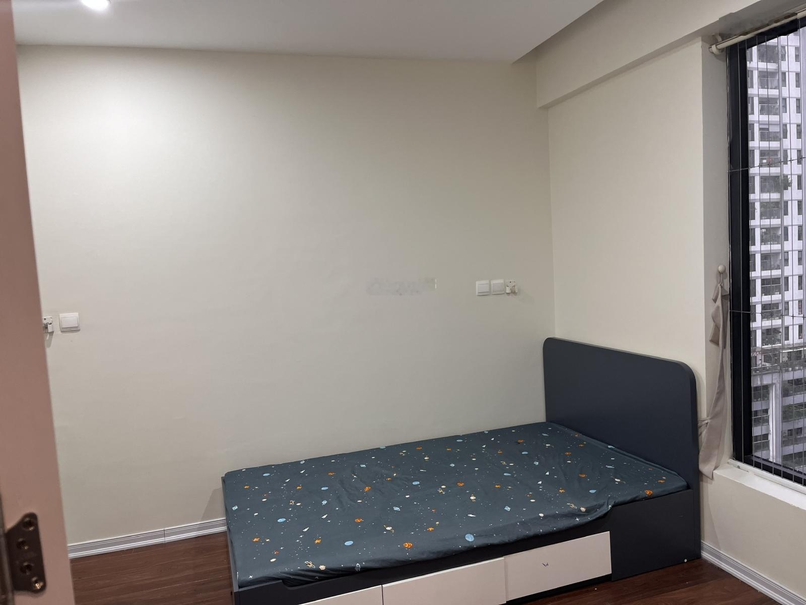 Chính chủ - Cho thuê căn hộ chung cư 2 ngủ tầng trung tại tòa A, chung cư Imperia Garden