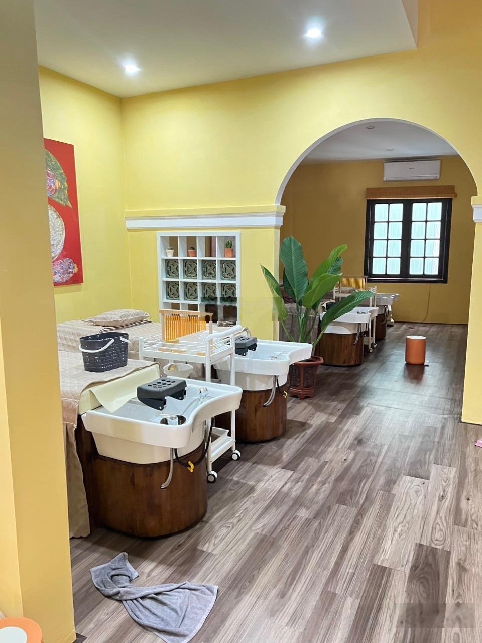 Bán gấp nhà 4 tầng mặt tiền kinh doanh khu du lịch biển Phạm Văn Đồng - cho thuê sẵn dòng tiền 32