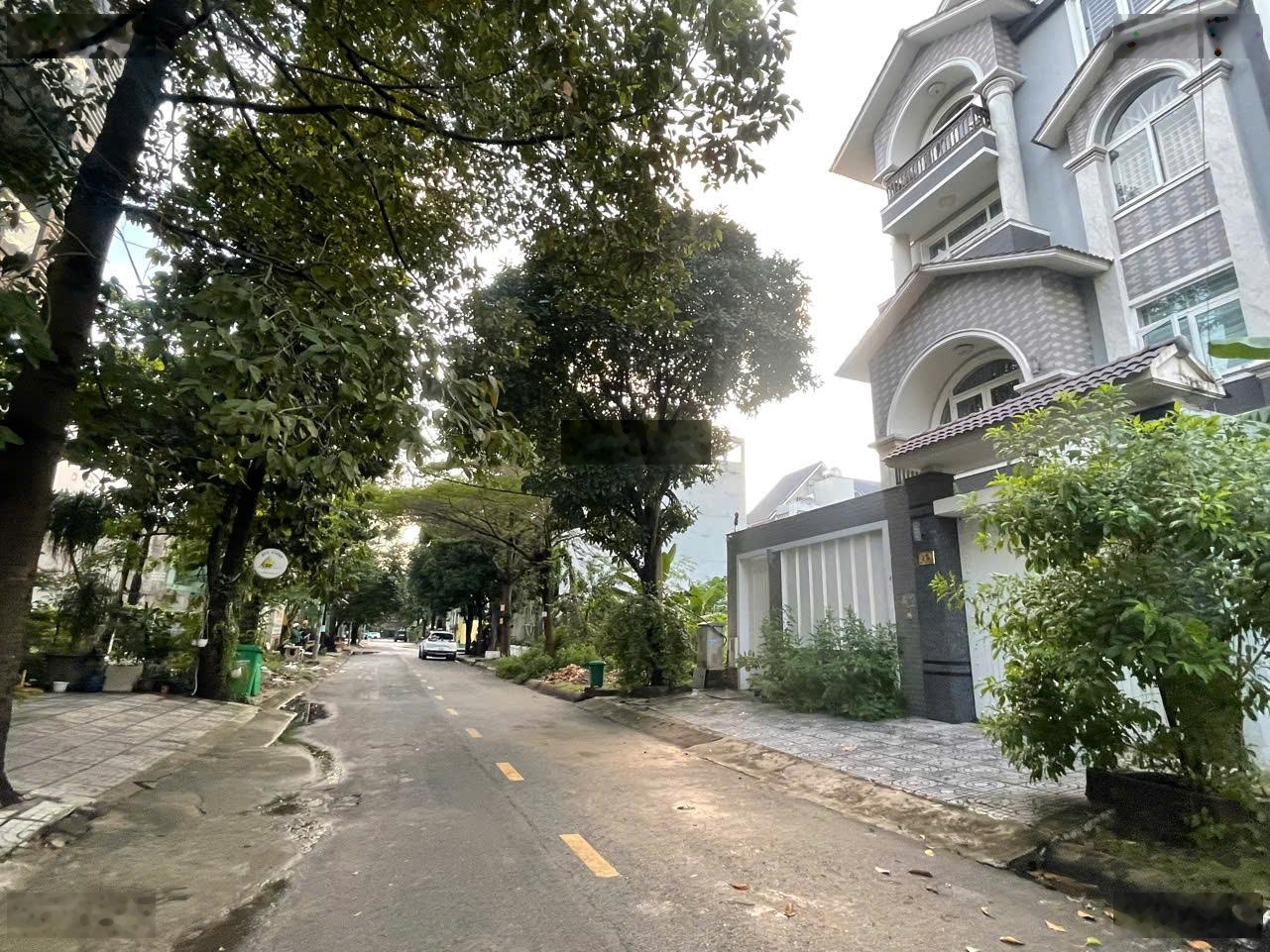 Lô đất biệt thự rẻ nhất Thạnh Mỹ Lợi, ngay Bát Nàn đường số 54, Q2 DT:10x20m (CN:200m2) Giá: 42 Tỷ