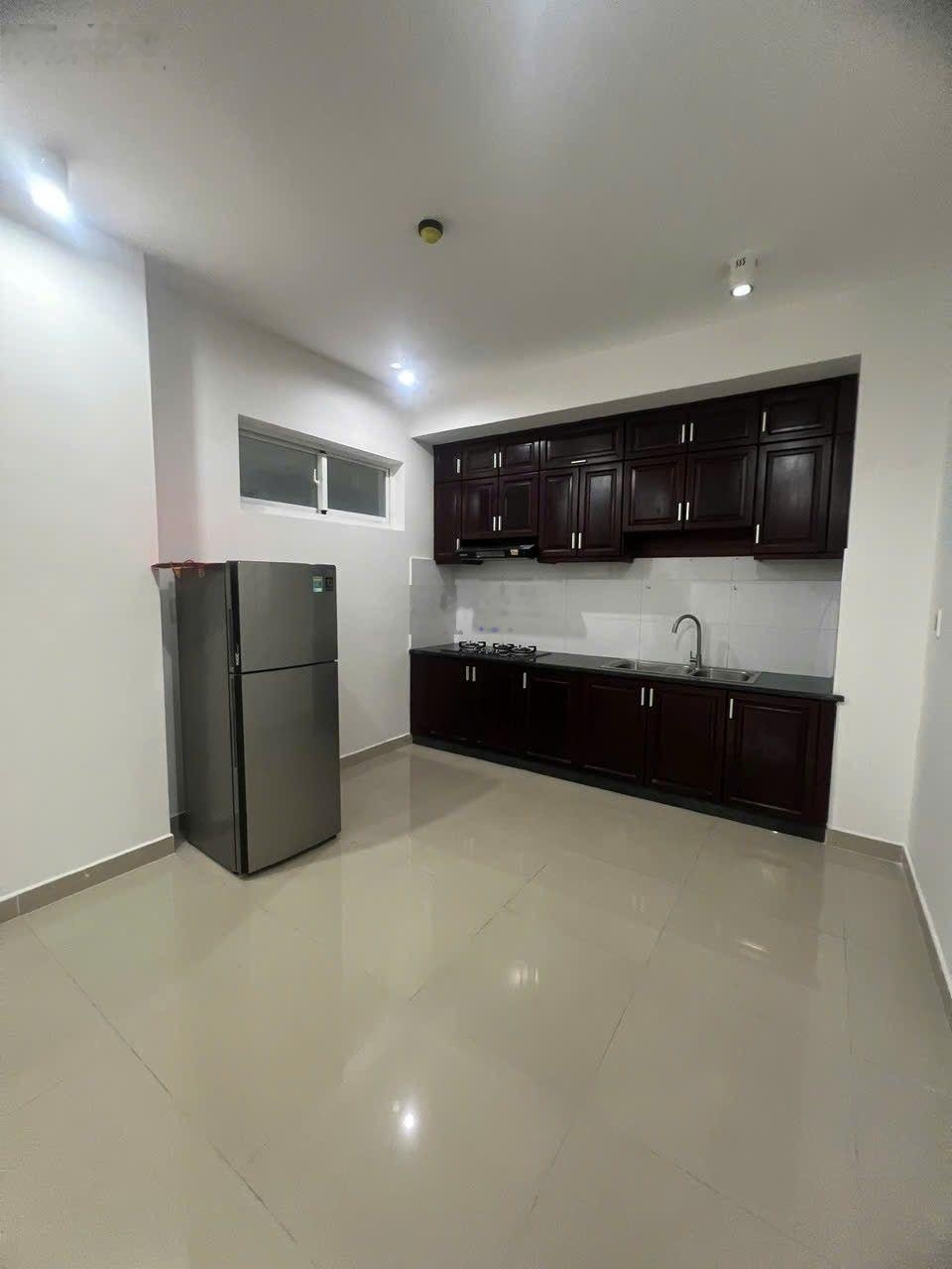 Bán căn hộ Vũng Tàu Center 2PN vuông vức có ban công phòng khách