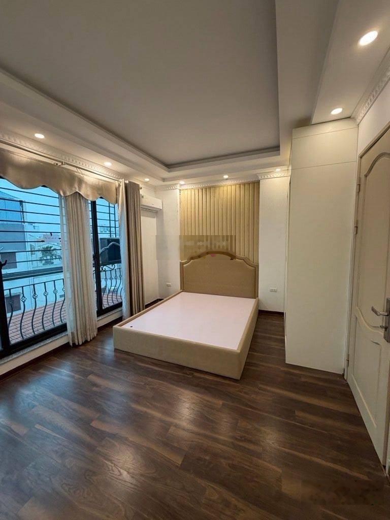 Nhà Xuân La oto đỗ 35m² 5 tầng 9.05 tỷ Ngõ rộng thông Lạc Long Quân, gần Hồ Tây