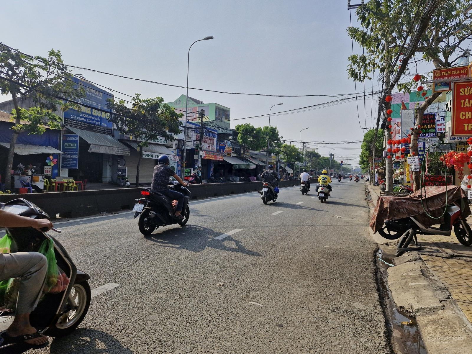 Bán 430m2 đất 1/ đường Nguyễn Thị Sóc, xã Bà Điểm