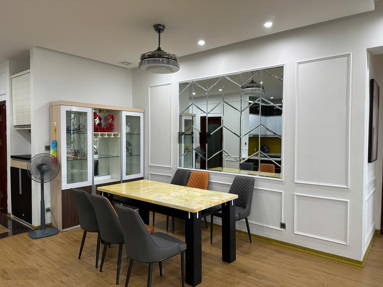 Cho thuê căn hộ 169m² 4PN, 3WC tại Thăng Long Number One