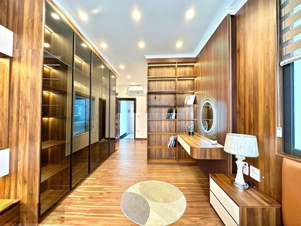 Ba đình nhỉnh 16 tỷ - hàng xóm vinhomes the galleri giảng võ - ngõ thông đê la thành - nhà thiết