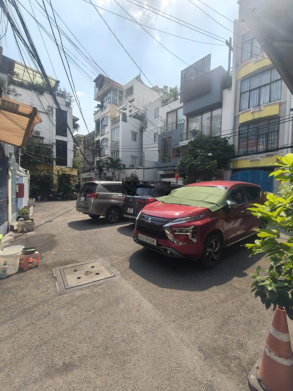 Bán CHDV - Hẻm XH - Nguyễn T Minh Khai, Dakao, Q1 - Giá 16 Tỷ - HĐT: 40tr/Tháng