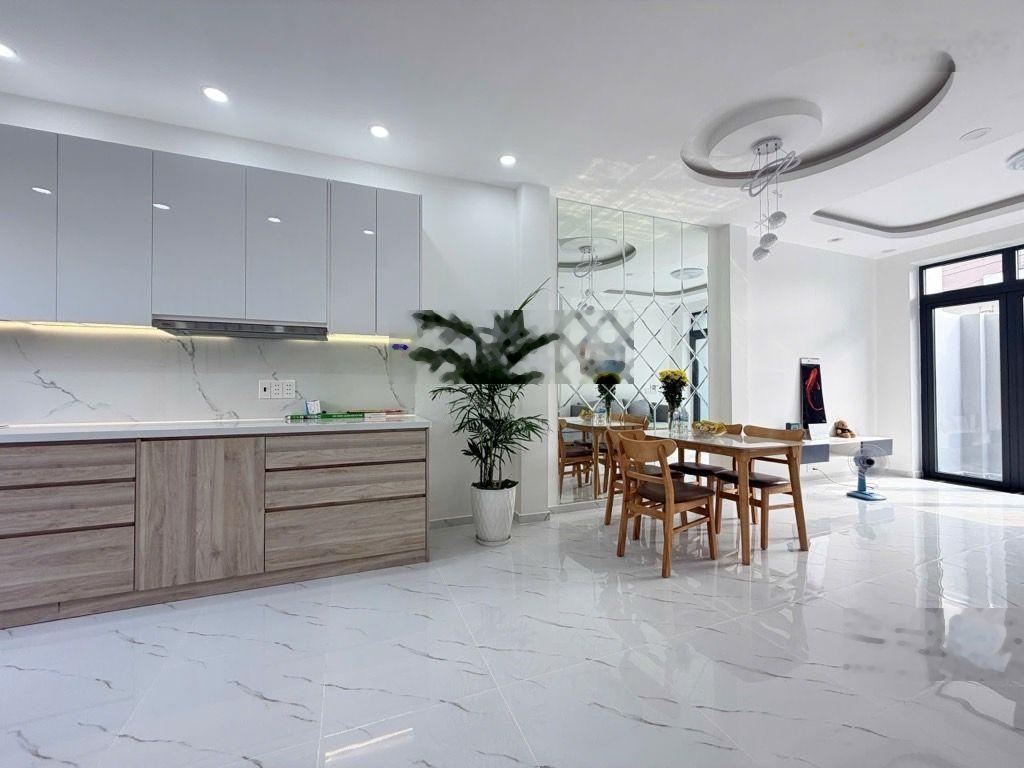 Bán nhà đường 6 Long Trường 55m2, 3 tầng 4PN hoàn công giá 4.750 tỷ