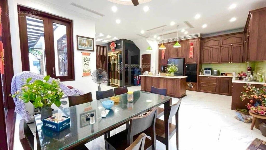 Nhà dân xây ngay Aeon Mall DT 50m2, MT 4m, 16.5tỷ