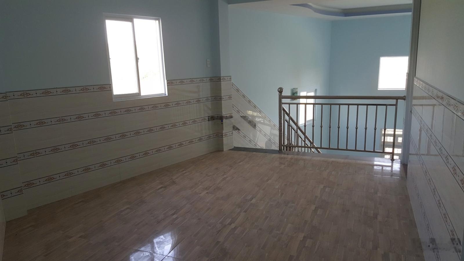 7 triệu/tháng - nhà 1 lầu 3 phòng ngủ 2wc đường số 1, P.Long Trường