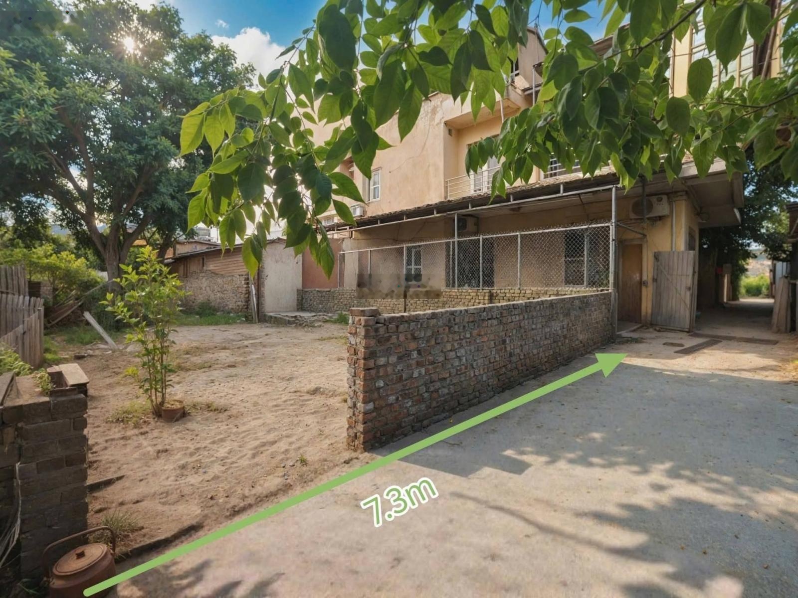 Bán đất Ngũ Hiệp giá rẻ 82m; mặt tiền 7.3m; 6.5 Tỷ Có TL. Sát hồ ô tô đỗ ngày đêm. LH 0974871551