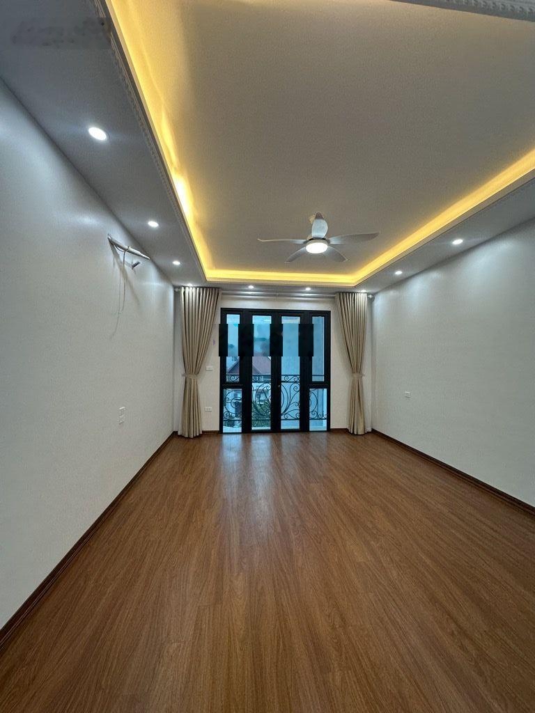 Chính chủ bán gấp nhà đẹp phố bạch mai diện tích 30m2 5 tầng đẹp ở luôn giá tốt