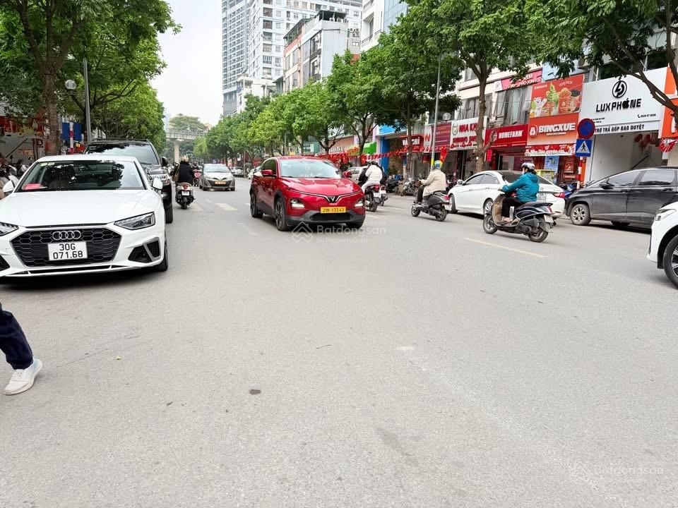 ( hạ 2 tỷ ) 23,5 tỷ , trần thái tông, lô góc , kd/vp cty ,60m2, mt 6m , nhà gần eon , gần mặt phố