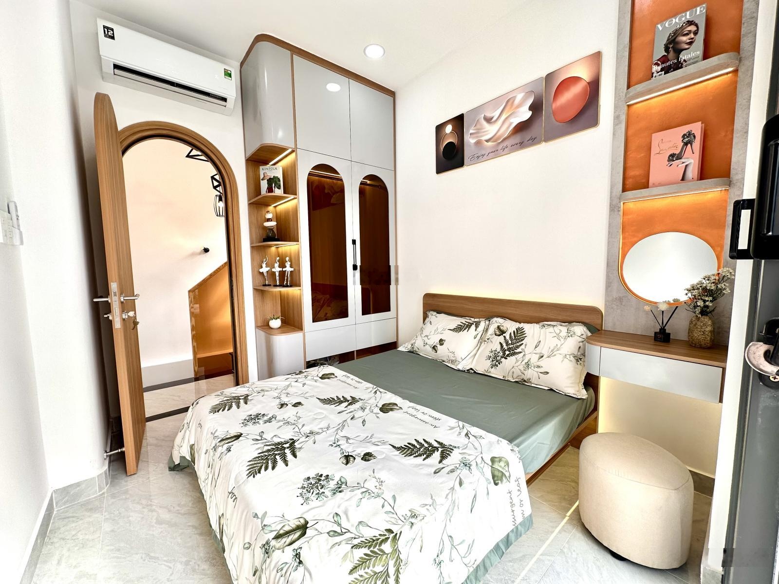 SIÊU PHẨM MỚI ĐẸP 2 MẶT TIỀN HẺM 2 TẦNG 25M2 CHỈ 4,85 TỶ Chu Văn An P. Bình Thạnh-XH 7 chỗ tới nhà