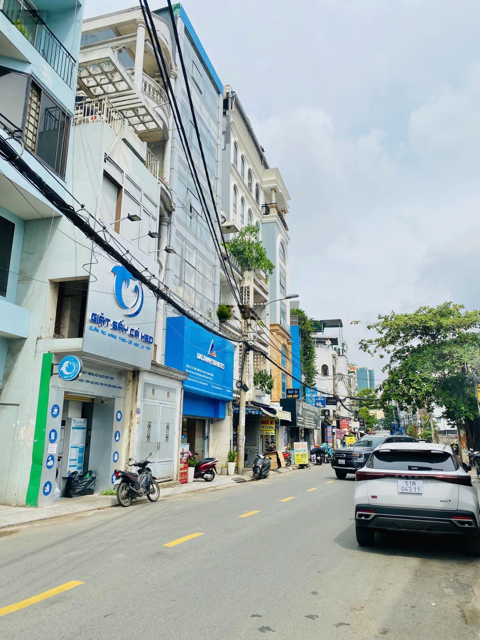 Mặt tiền kinh doanh Nguyễn Cửu Vân, P17, Bình Thạnh giá 18,5 tỷ