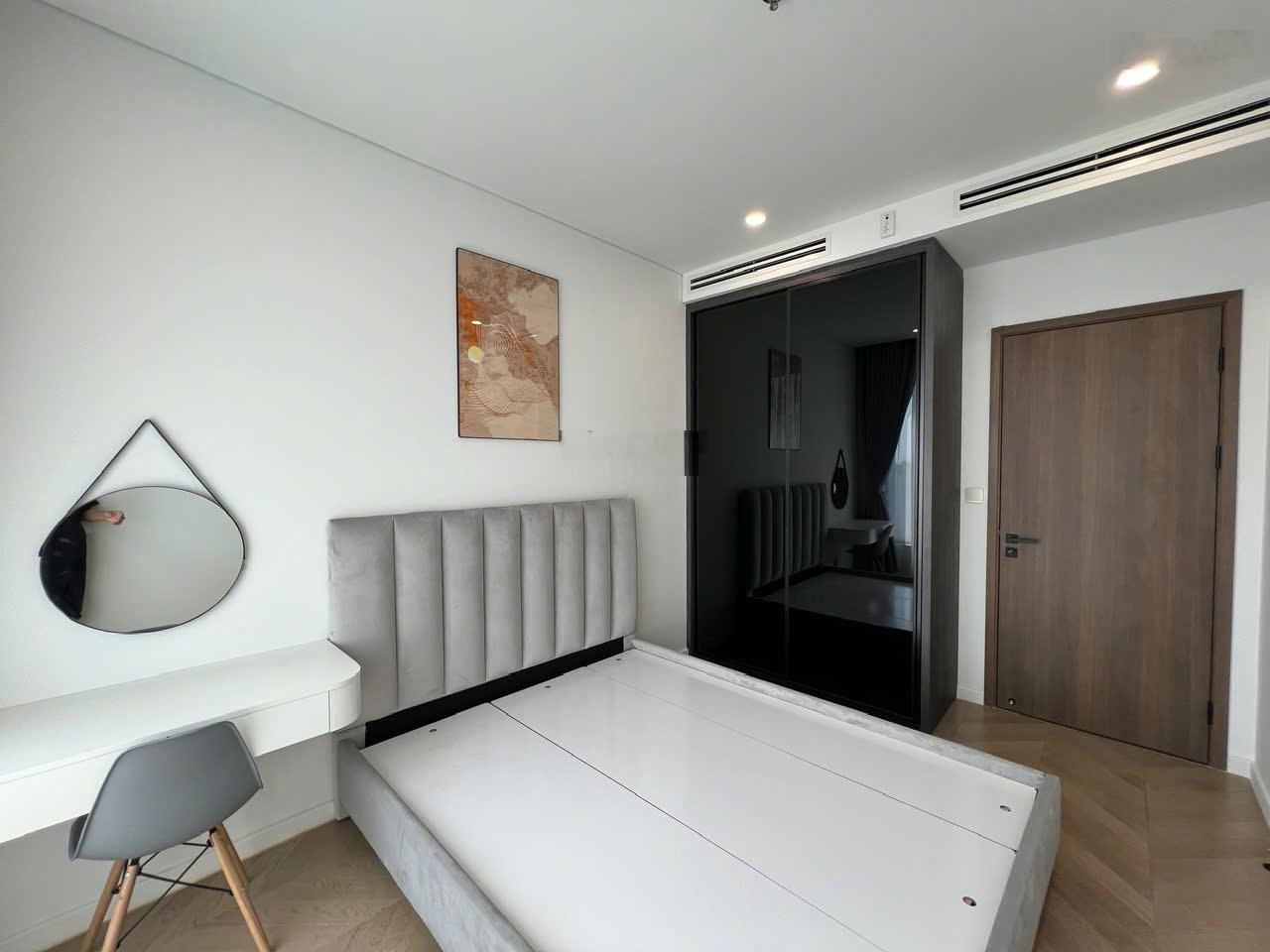 Cho thuê lumière riverside 2pn 2wc full nội thất