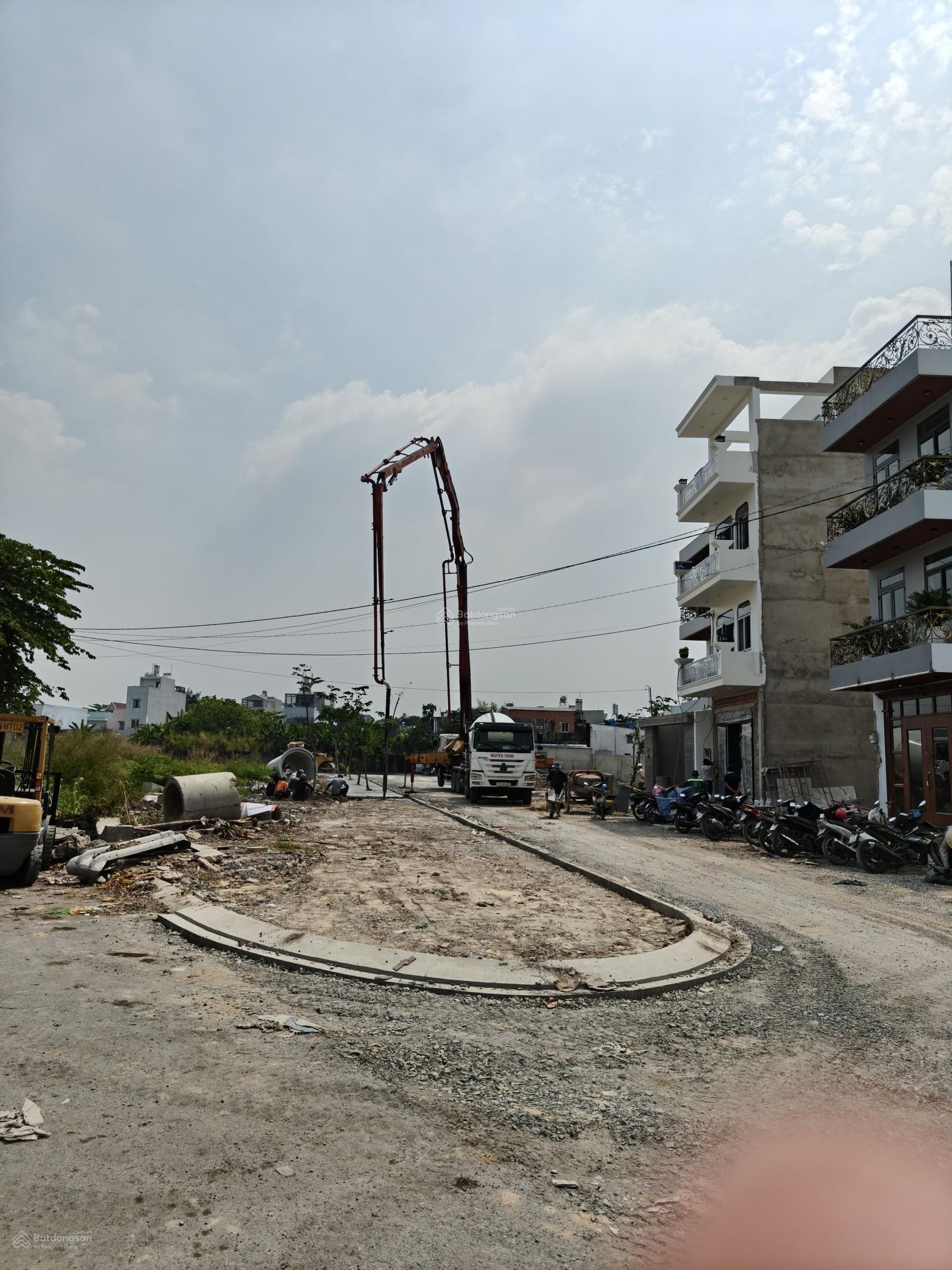 Bán Đất Đường 13m Bùi Thị Lùng, Thới Tam Thôn, Hóc Môn, Sổ hồng riêng, 5mx20m, Giá: 3.880 tỷ