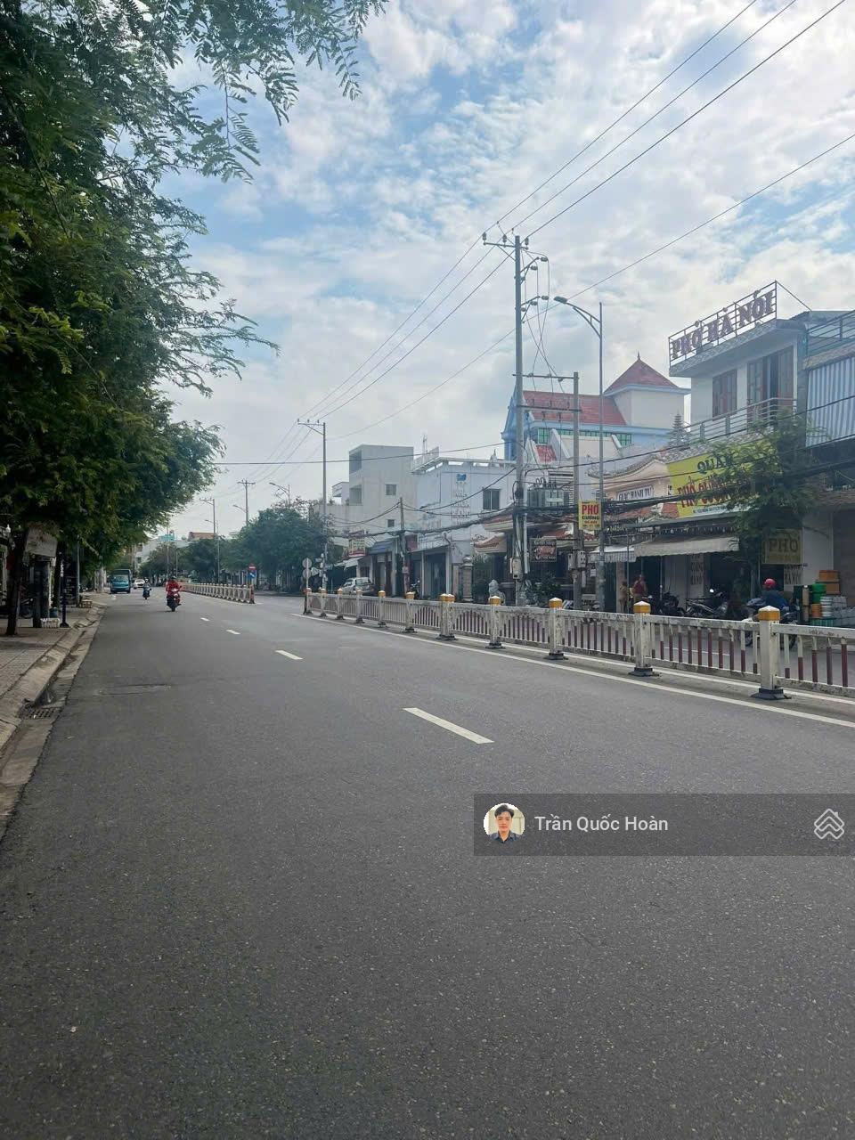 Bán nhà mặt tiền đường 30/4 P12 Vũng Tàu, nhà cấp 4, 86m2 thổ cư, giá chỉ 6,4 tỉ