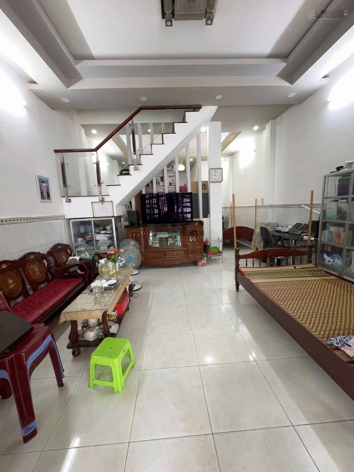 Nhà hẻm 26, đường 12, Tam Bình, Thủ Đức, Tp. HCM, nhà 100m2. Hẻm xe hơi, sổ hồng: 17 tỷ