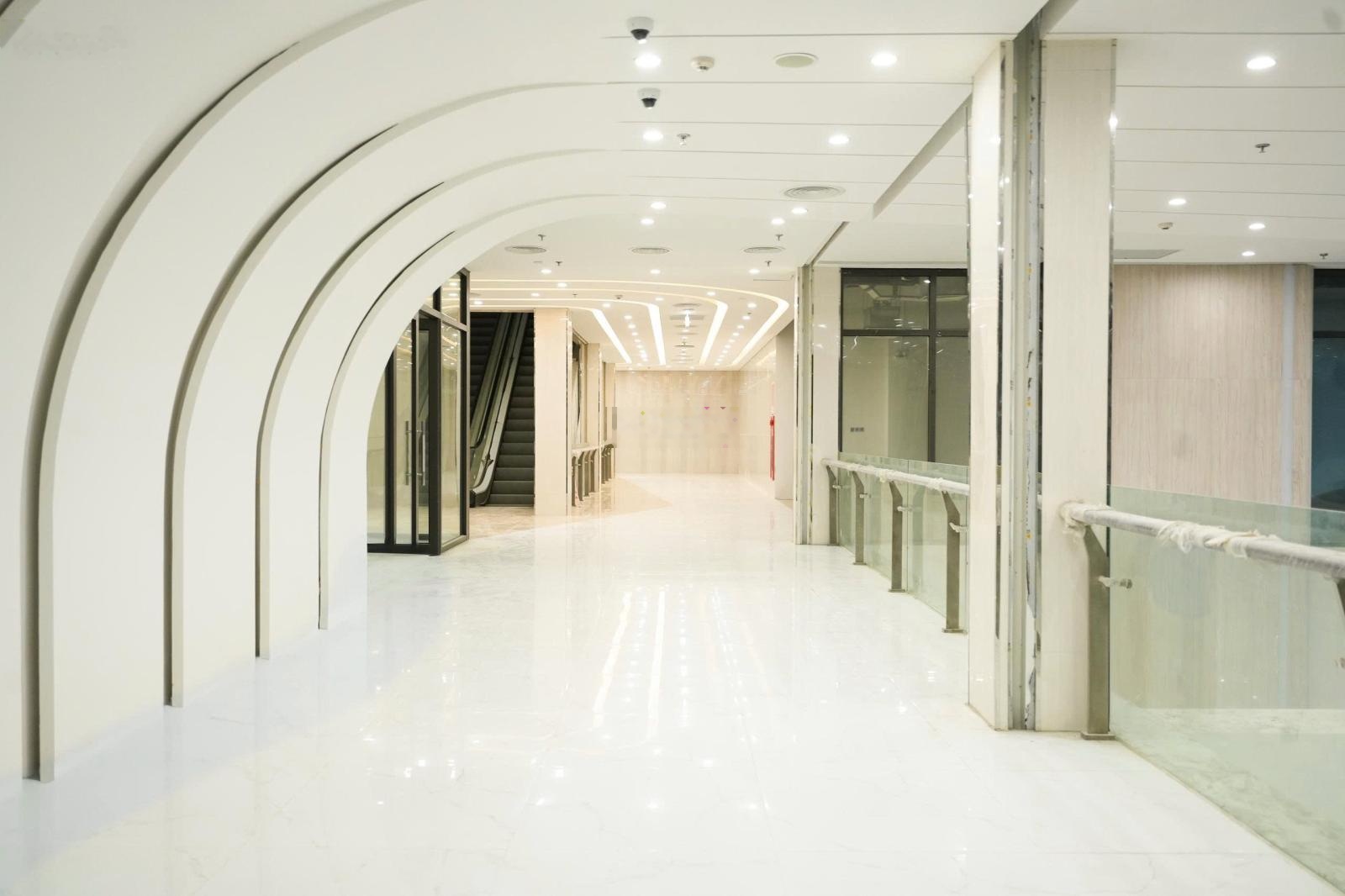 Cho thuê văn phòng tại ROX Tower, 300 nghìn VND/m2/tháng, 138m2