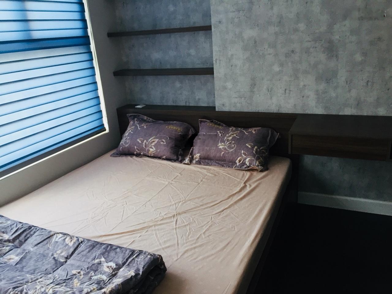 Chủ bán gấp căn hộ chung 595 CMT8, Q10, 50m2, 2pn, 2.75 tỷ, có sổ hồng